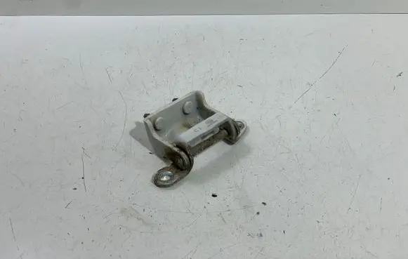 Renault Koleos I Rear door upper hinge A056803