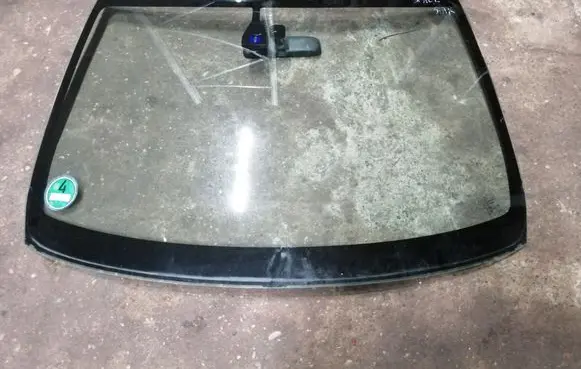 Mitsubishi Space Star Front windscreen/windshield window 