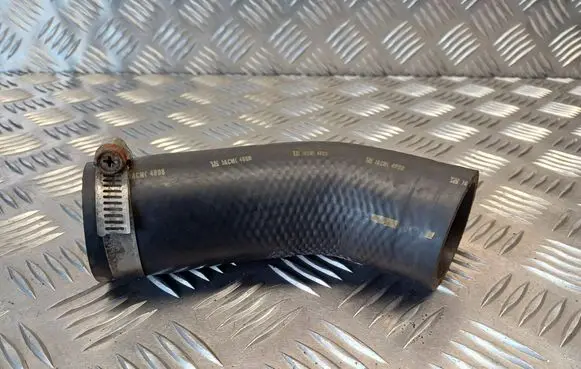 Intercooler hose/pipe