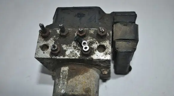 Mini One - Cooper Coupe R56 ABS Pump 6785682
