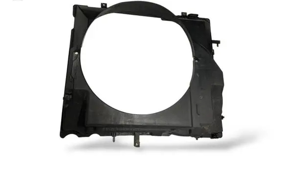 Nissan Pathfinder R51 Radiator cooling fan shroud 