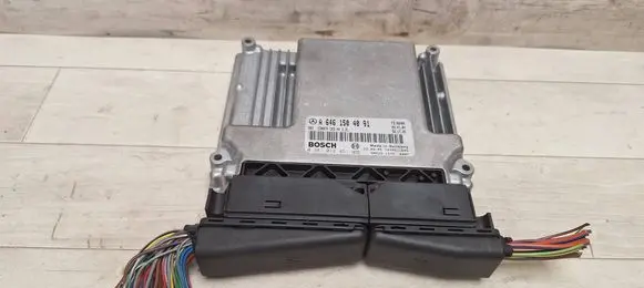 Mercedes-Benz C W203 Engine control unit/module A6461504091 1039S11605 0281012451