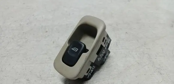 Volvo S80 Electric window control switch 9476697