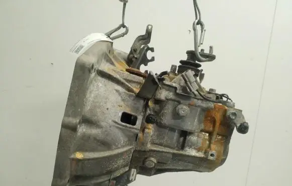 Toyota Aygo AB10 Manual 6 speed gearbox 303000H011