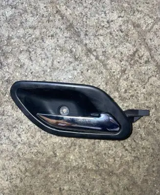 BMW 5 E39 Rear door interior handle 8226050