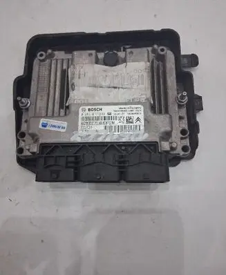 Citroen C3 Picasso Engine control unit/module ECU 0281017333 9677013180