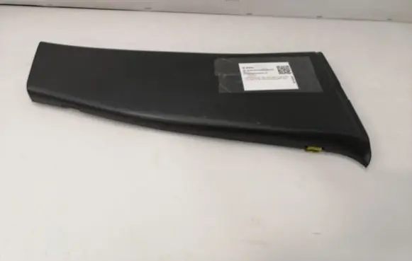 Mercedes-Benz C W203 (B) pillar trim (bottom) A2036903640 K232912