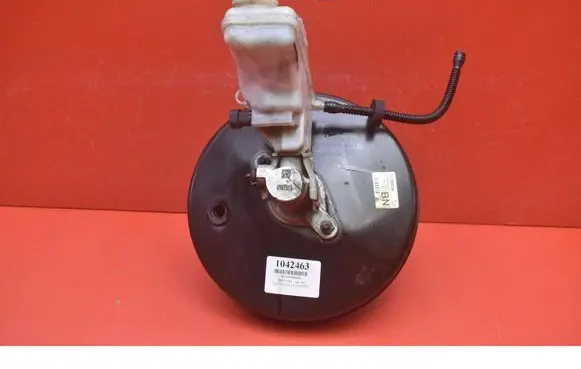 Opel Corsa D Brake booster 13317575