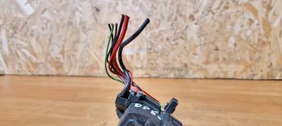 Opel Astra F Ignition lock 90505912