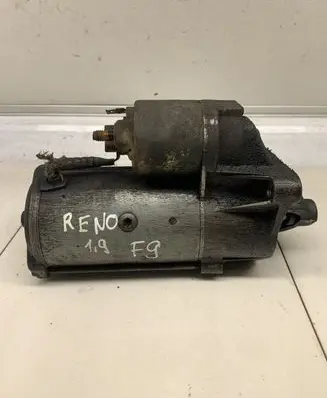 Renault Scenic I Starter motor 820064465B