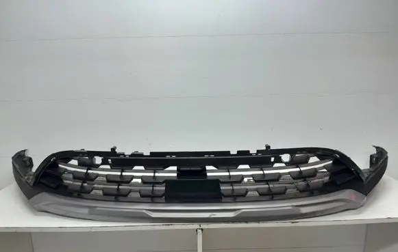Renault Captur II Front bumper skid plate/under tray 620260503R 622352140R