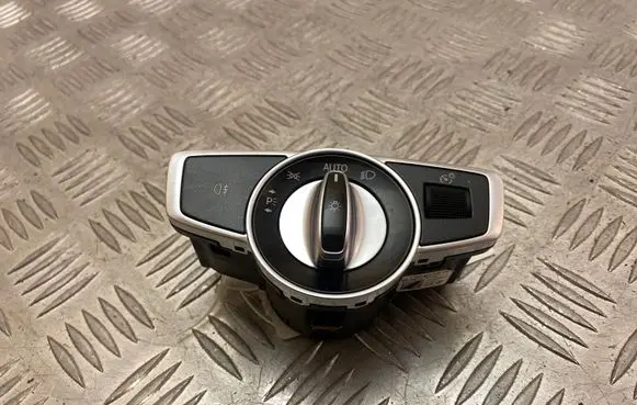 Mercedes-Benz E W238 Light switch A2229055508