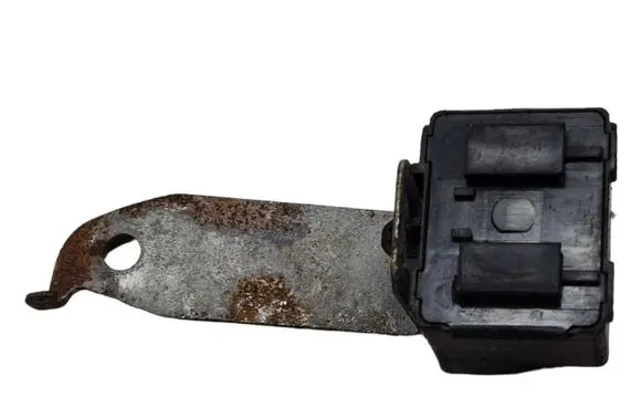 Toyota RAV 4 (XA20) Horn buzzer relay 8665251010 0689003150