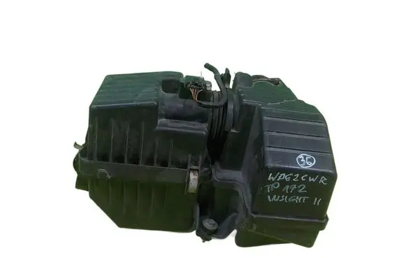 Honda Insight Air filter box 