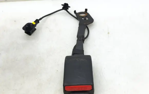 Opel Vivaro Front seatbelt buckle 98353654XT 386125 311769000G21AD