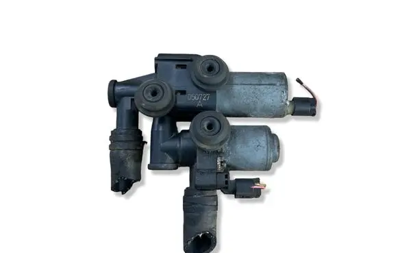 BMW X3 E83 Electromagnetic valve 8369807