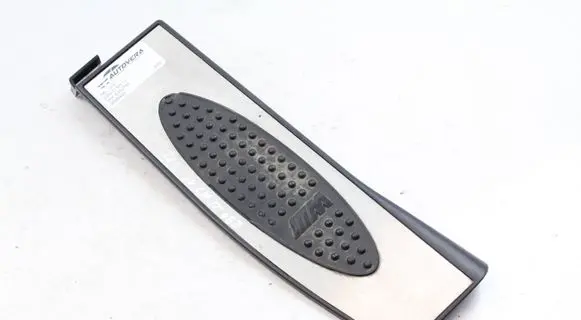 BMW 3 E90 E91 Foot rest pad/dead pedal 7906850 7906851 51477906851