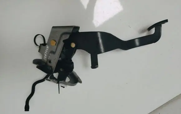 Clutch pedal