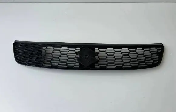Suzuki Swift II Front bumper lower grill 7174160P0