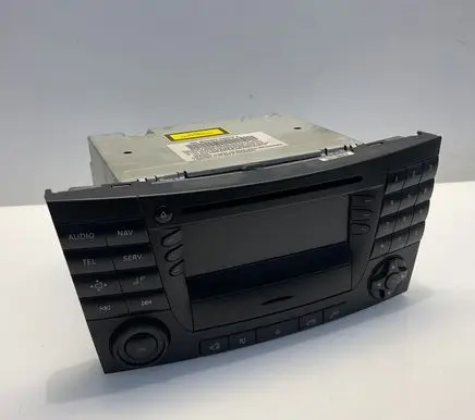 Mercedes-Benz E W211 Radio/CD/DVD/GPS head unit A2118200979 2118200979