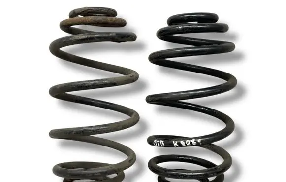 Opel Zafira B Rear coil spring