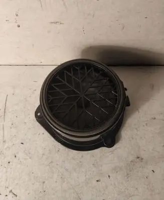 Audi A8 S8 D3 4E Front door speaker 4F0035415