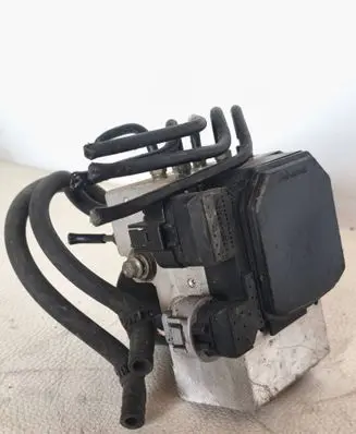 Lexus IS 200-300 ABS Pump 4454053010