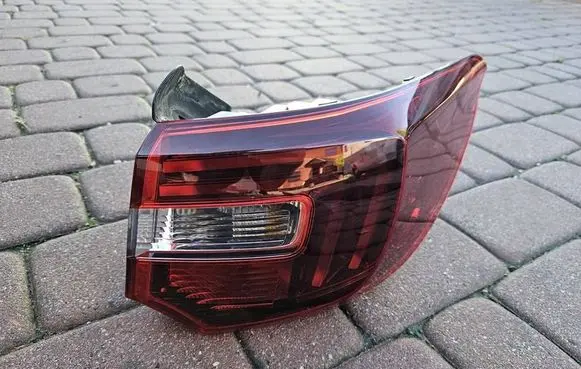 Opel Grandland X Rear/tail lights YP00098280