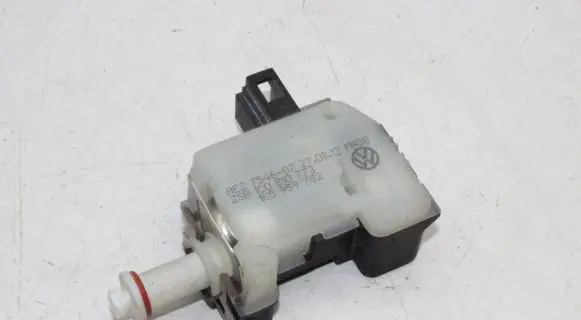 Audi TT TTS Mk2 Fuel tank cap lock 1C0810773