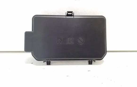 Polestar 2 Fuse box cover 32142367