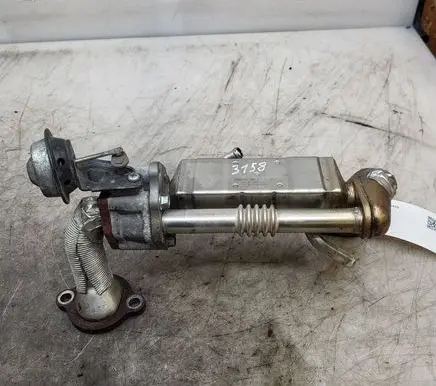 Mazda 6 EGR valve cooler R2AA20304