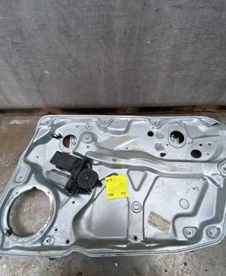 Volkswagen PASSAT B5 Front door window regulator with motor 