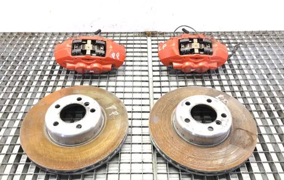 Front brake caliper