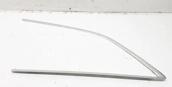 Audi Q7 4L Rear side glass trim 