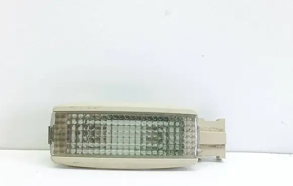 Volkswagen PASSAT B5 Other interior light 3B0947113