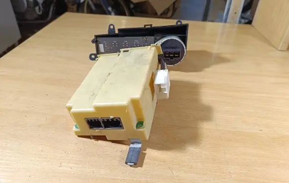 Mazda Xedos 6 Climate control unit 1464302943