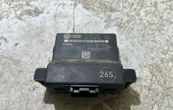 Volkswagen PASSAT B6 Gateway control module 3C0907530H 404339 3C0907951