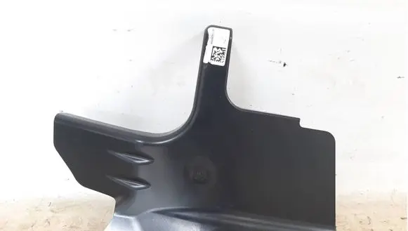 BMW 4 G22 G23 G24 G26 Other engine bay part 7340880 51757340880