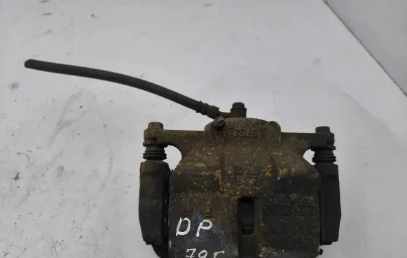 Nissan Qashqai Front brake caliper