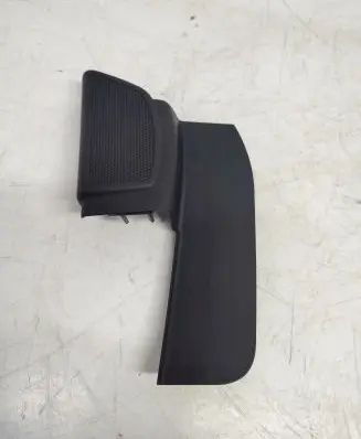 Front door high frequency speaker