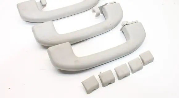Nissan Qashqai A set of handles for the ceiling 