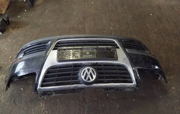 Volkswagen PASSAT B6 Front bumper