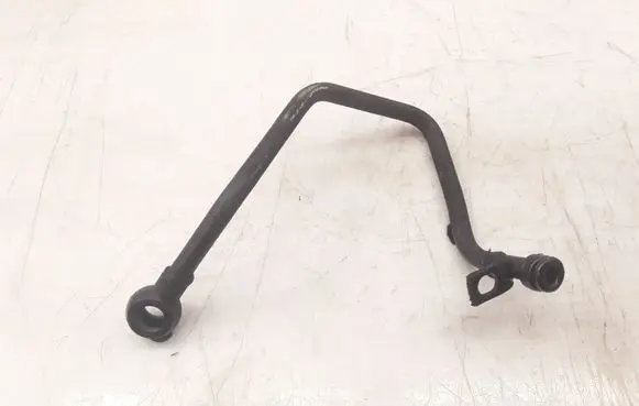 Mercedes-Benz E W210 Turbo turbocharger oiling pipe/hose