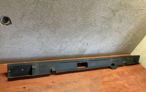 Ram 1500 Wiper trim 68298538AB