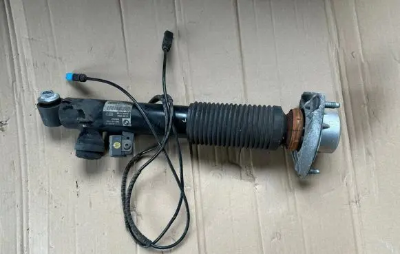 BMW X5 F15 Rear shock absorber/damper 6875088 F15H117K 10541310