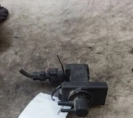 Opel Insignia B Turbo solenoid valve 55576356 19512075 0921823944