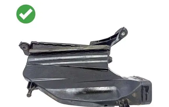 Mercedes-Benz R W251 Air filter box A6420904301