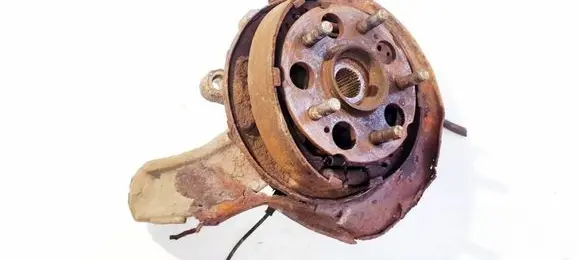 Rear wheel hub