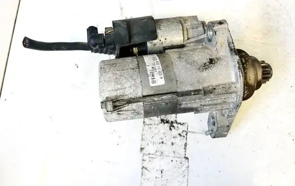 Volkswagen PASSAT B6 Starter motor 02Z911023H