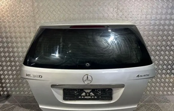 Mercedes-Benz ML W164 Tailgate/trunk/boot lid